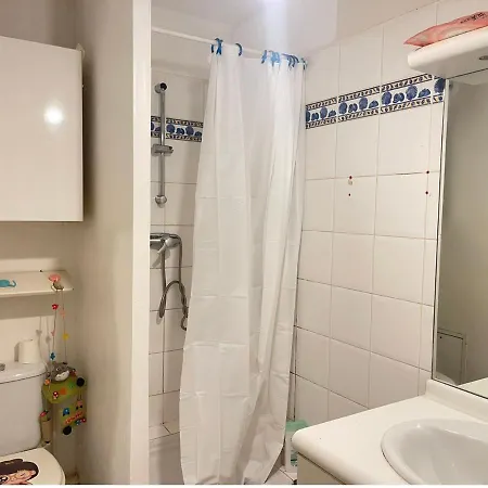 La Defense Apartment